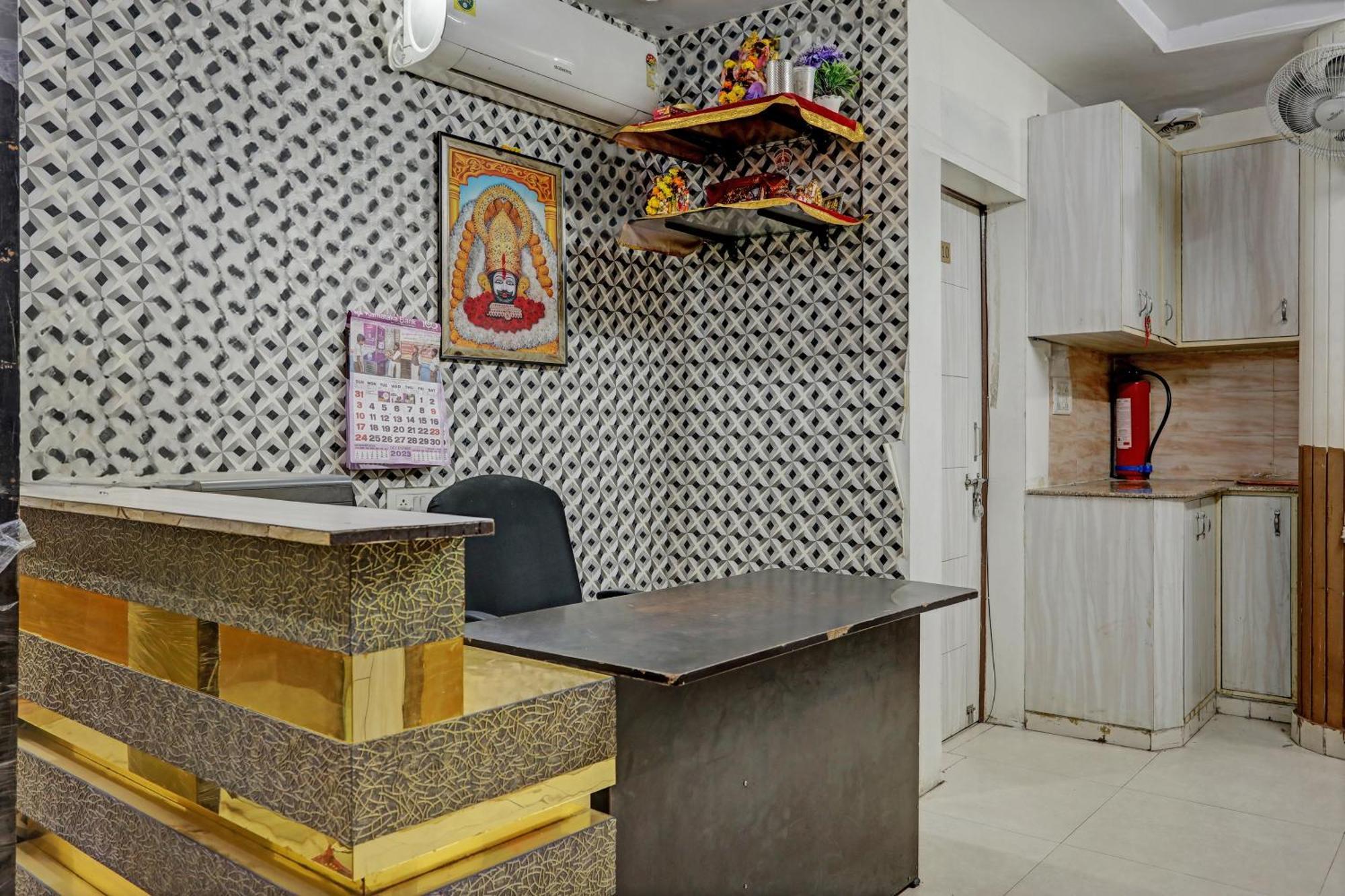 Hotel O Kanak Palace Yeni Delhi Dış mekan fotoğraf